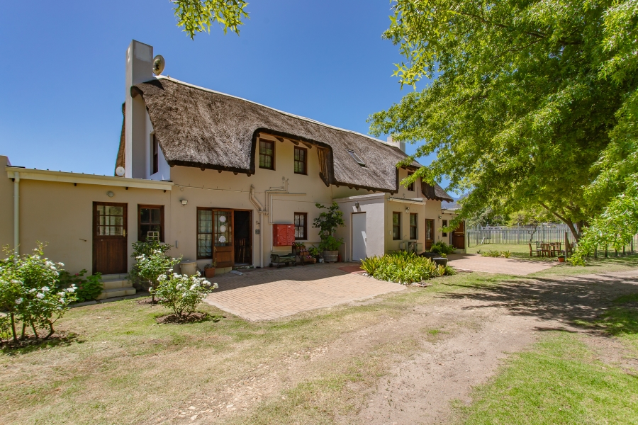 11 Bedroom Property for Sale in Franschhoek Rural Western Cape